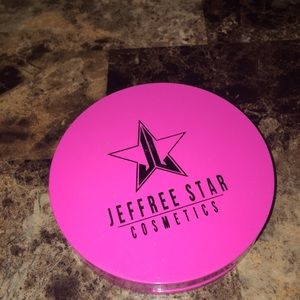 Jeffree Star mint condition highlighter